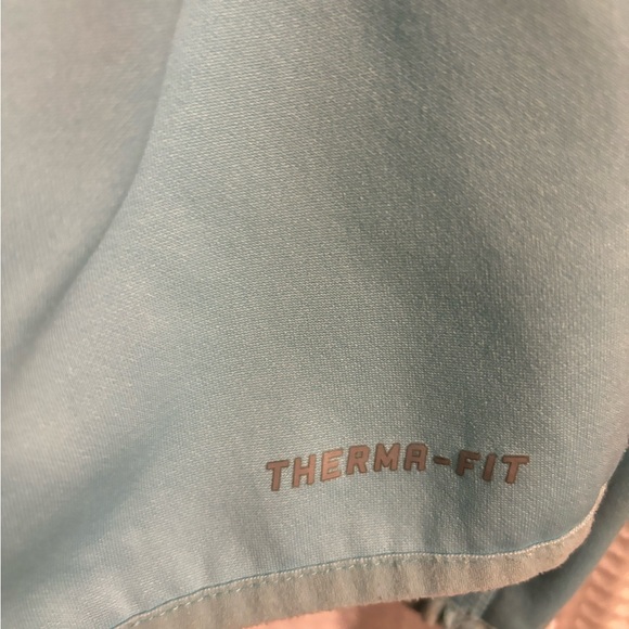Nike Therma-Fit Hoodie Women's Size M Aqua Blue Drawstring Thumb Holes Run Jog - Picture 4 of 7